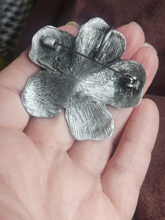 Brushed Metal Brooch with Mixed Bead Center - Picture 3 of 3